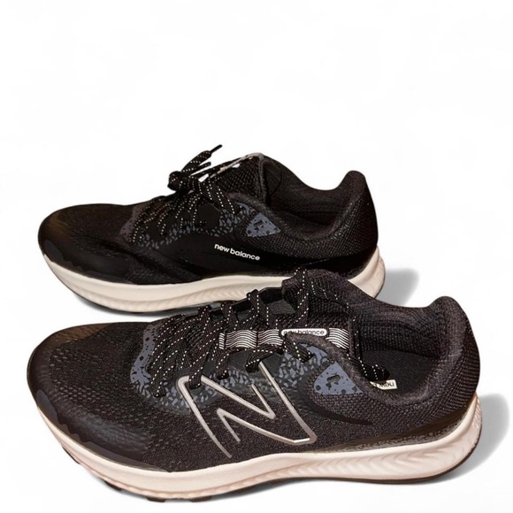 New Balance Black and White Athletic Shoes with Cushioned Support - Picture 4 of 5